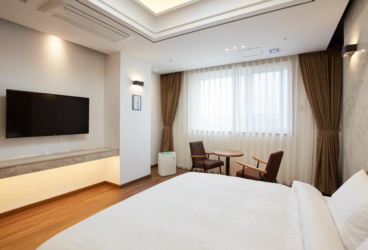 Noble Stay Hotel Кванджу Экстерьер фото